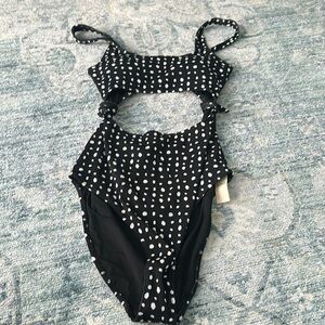 NWT AERIE SUIT SIZE LARGE LONG